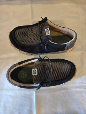 Hey Dude Wally Youth 6 Grey Mesh Slip-On Shoes